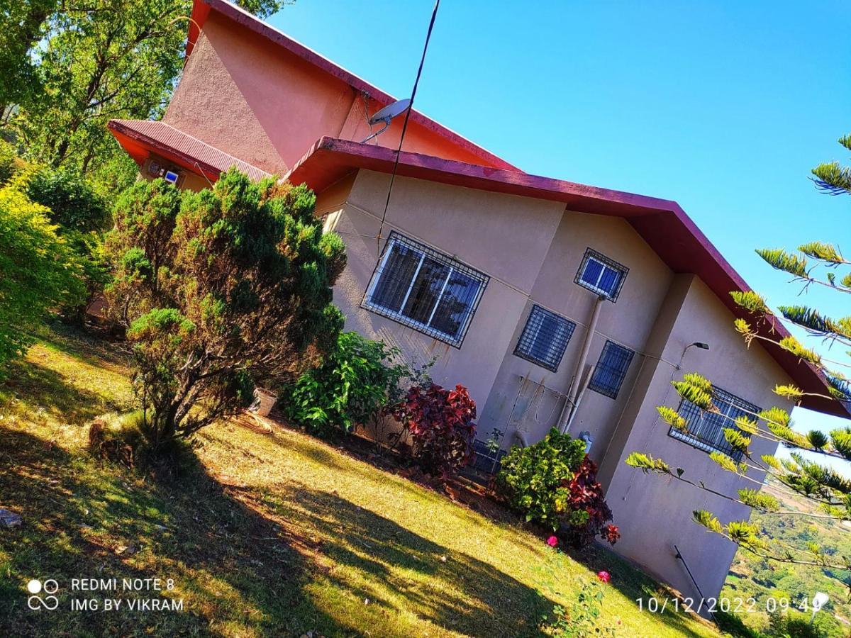 Hill Top Villa Panchgani Ngoại thất bức ảnh